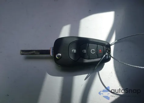 2024 Chevrolet Trax Fwd 1Rs z USA, uszkodzony, nr VIN KL77LGE29RC120767